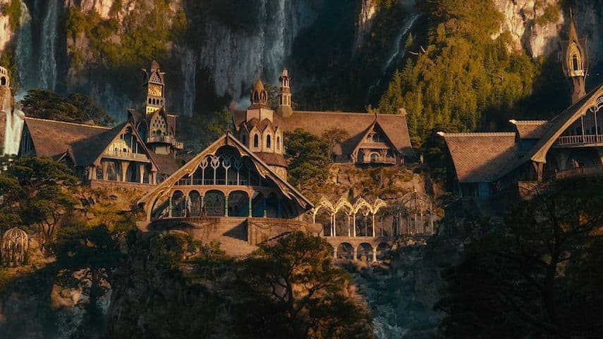 Lord of The Rings Movie Image, Village in the mountains